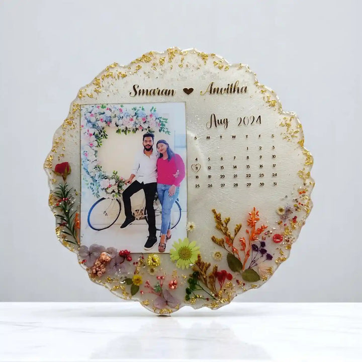 Photo Personalized Preserved Flower Couple's Resin Wedding Plaque With Stand