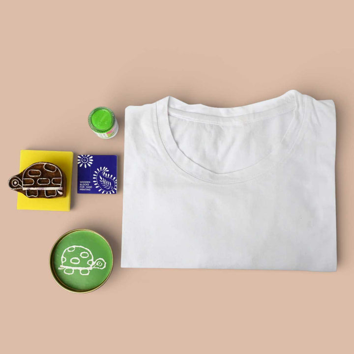Turtle Design T-shirt Block Print DIY Kit | 1 White Cotton T-shirt, 1 Fabric Paint And 1 Wooden Block