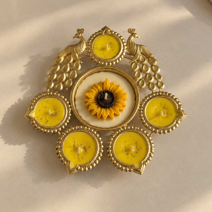 Handmade Daisy Peacock Motif Oud Scented Soy Wax Urli Candle For Festive Decor