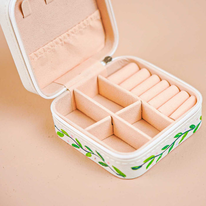 Personalized Handmade Leafy Theme Leather Jewellery Box