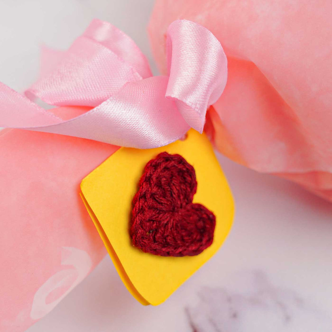 Handmade Crochet Rose Theme Flower Bouquet With Lights