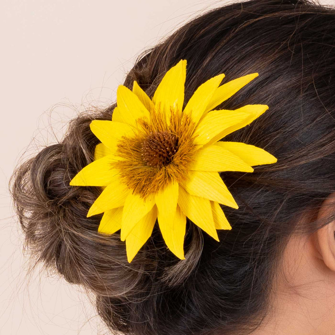 Handmade Sunflower Design Bamboo Bunstick