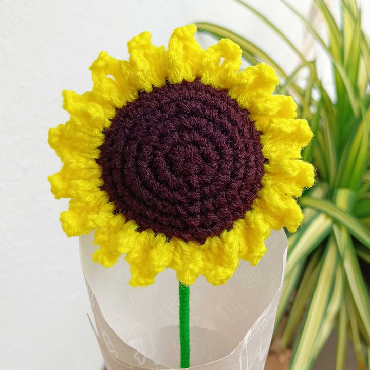 Handmade Crochet Sunflower Trailer Theme Flower Bouquet