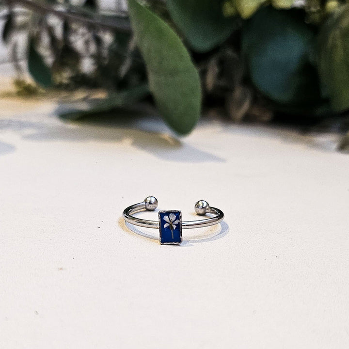 Handmade Pressed Blue Flower Art Resin Ring With Origami Ring Box