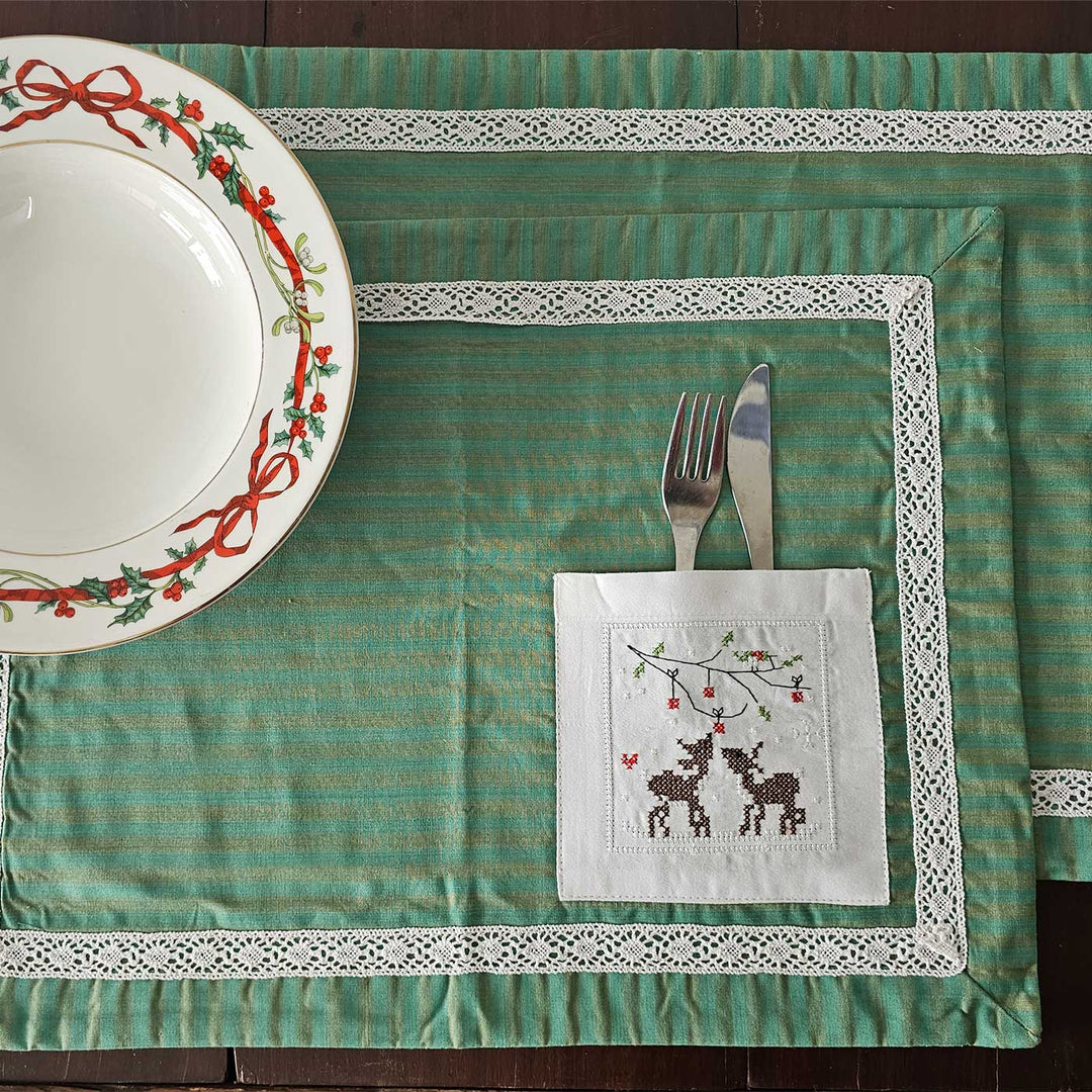 4 Pc | Handmade Lace Embroidered Reindeer Tales Green Table Mat
