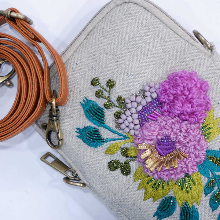 Handmade Embroidered Flowers And Leaves Jacquard Sling Bag