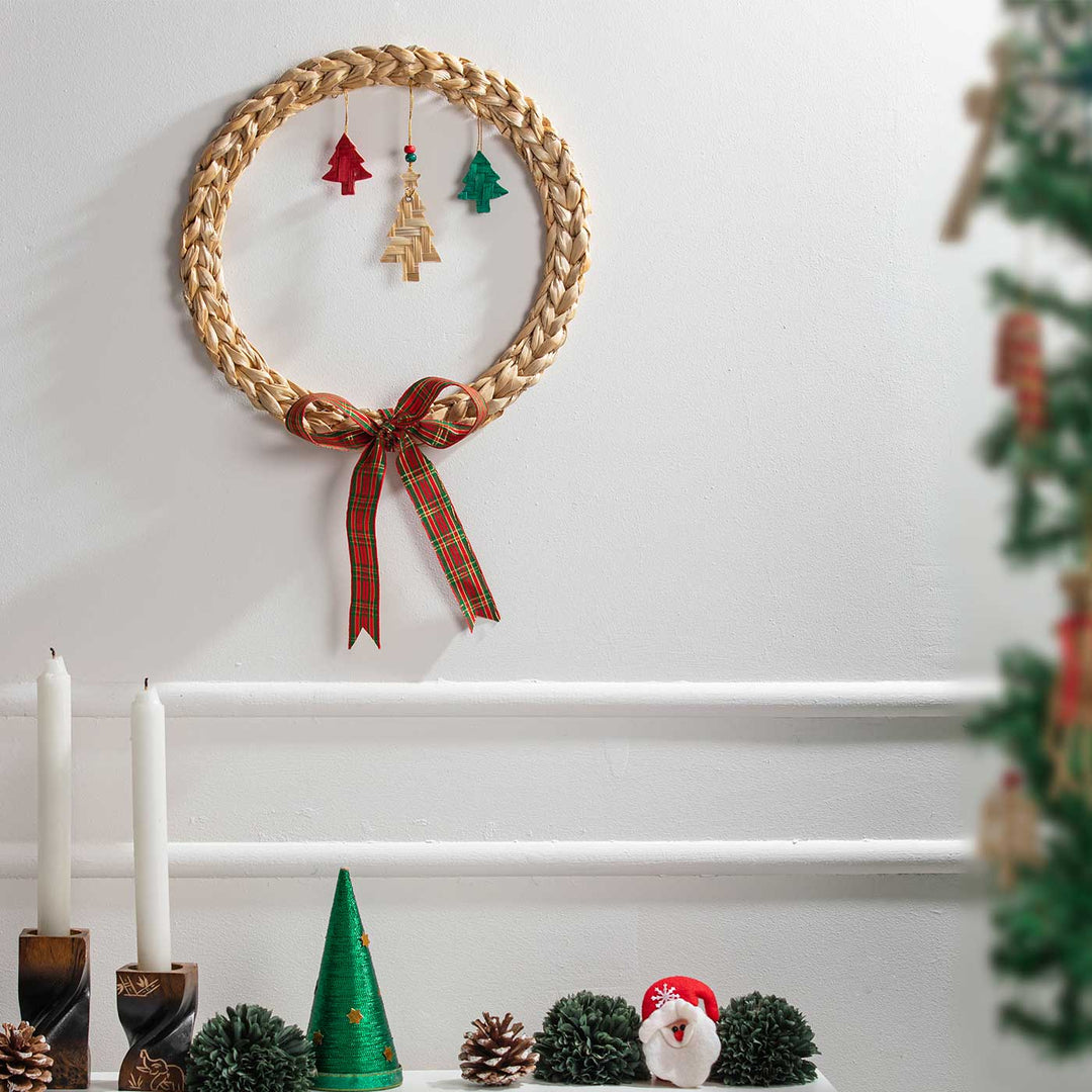 Handmade Banana Bark Tree Dangle Wreath