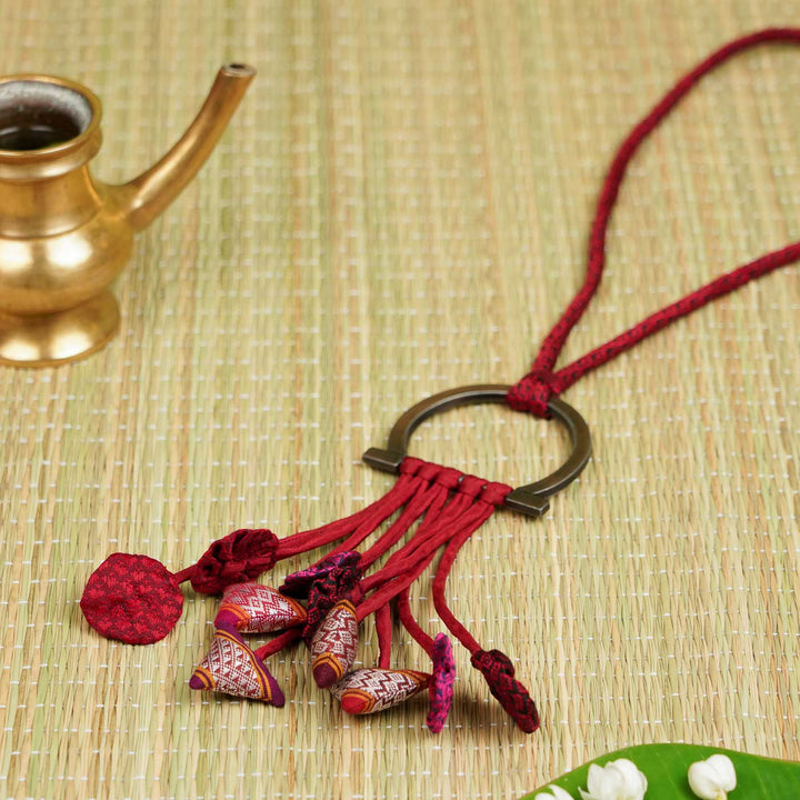 Handmade Red Zarna Khunn Fabric Cotton Necklace
