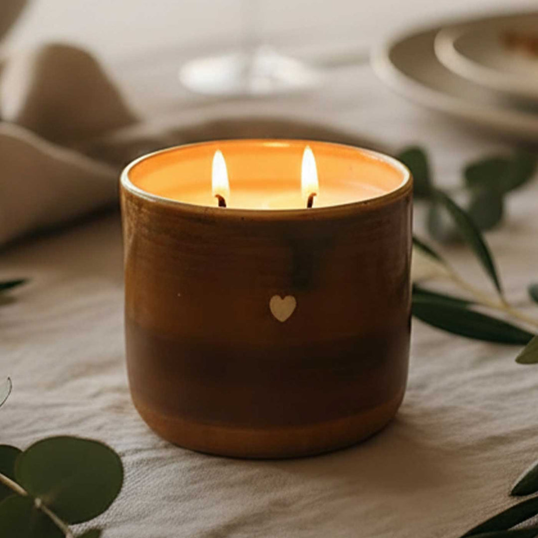 Handmade Muse Heart Etched Ceramic Jar Soy Wax Candle With Sandal & Sea Salt Fragrance