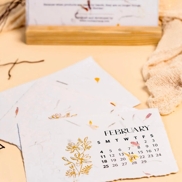 2025 Sustainable Pressed Flower Annual Desk Calendar