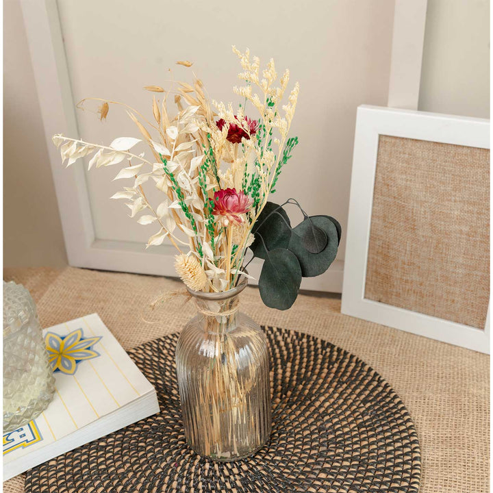 Crystal Bloom Glass Vase With Dried Flower Bunch