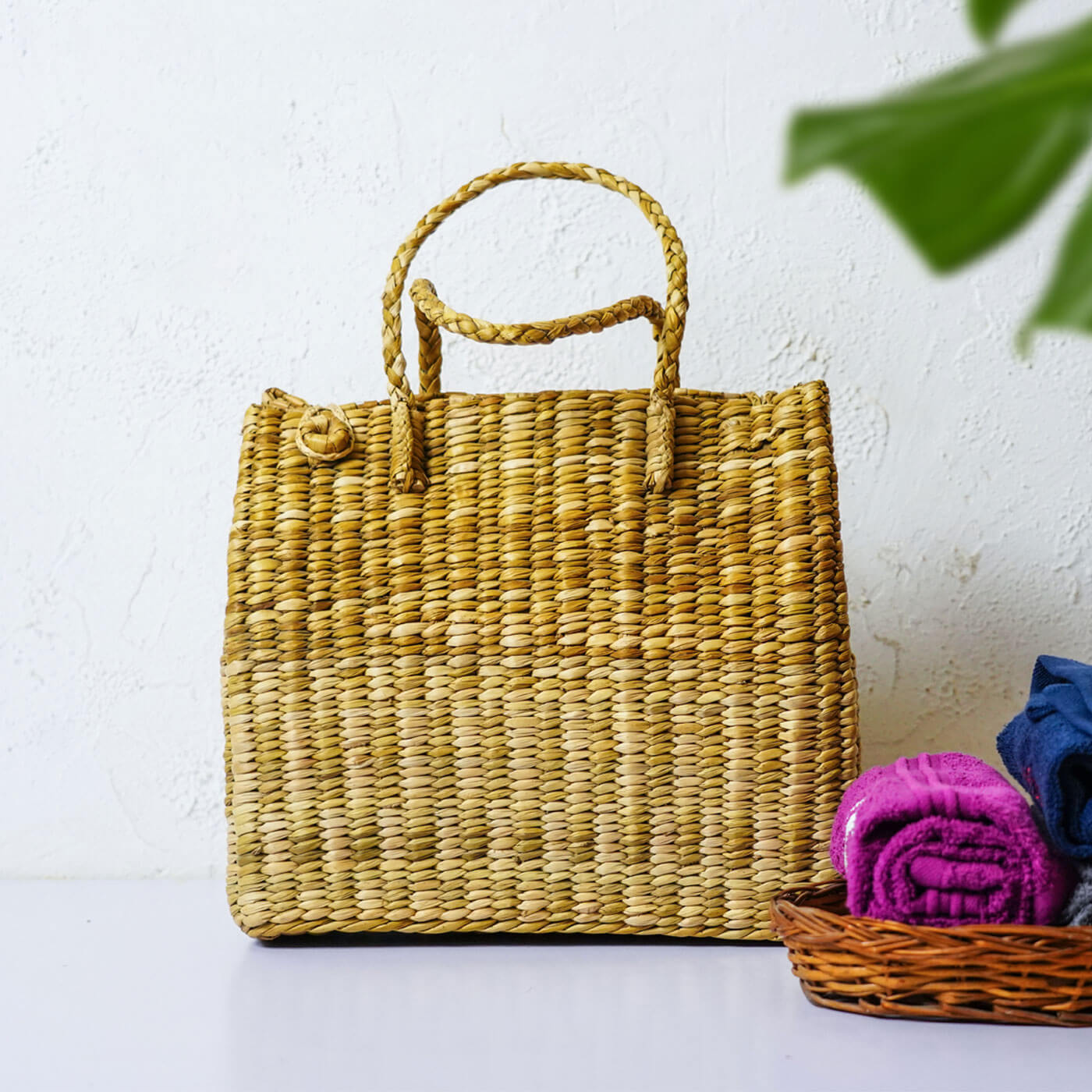 Buy Trendy Kauna Grass Picnic Basket Bag Online- Smitam Lifestyle