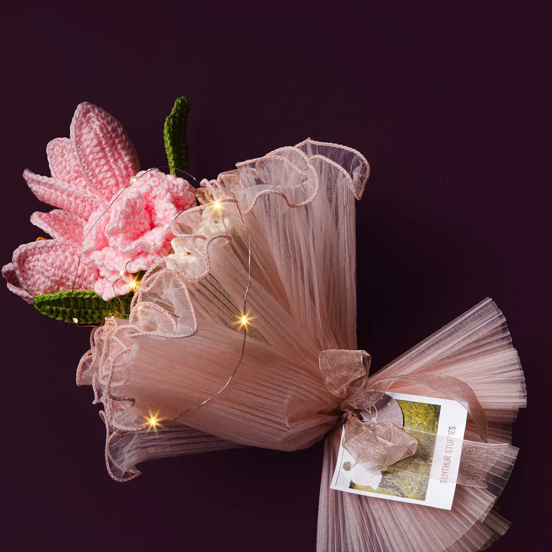 Handmade Crochet Pearl Petals Flower Bouquet With Lights | Includes Photo & Greeting Card