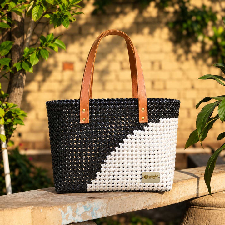 "Classic Vintage" Black & White Handmade Wire Koodai Tote Bag With Tan Leather Handle