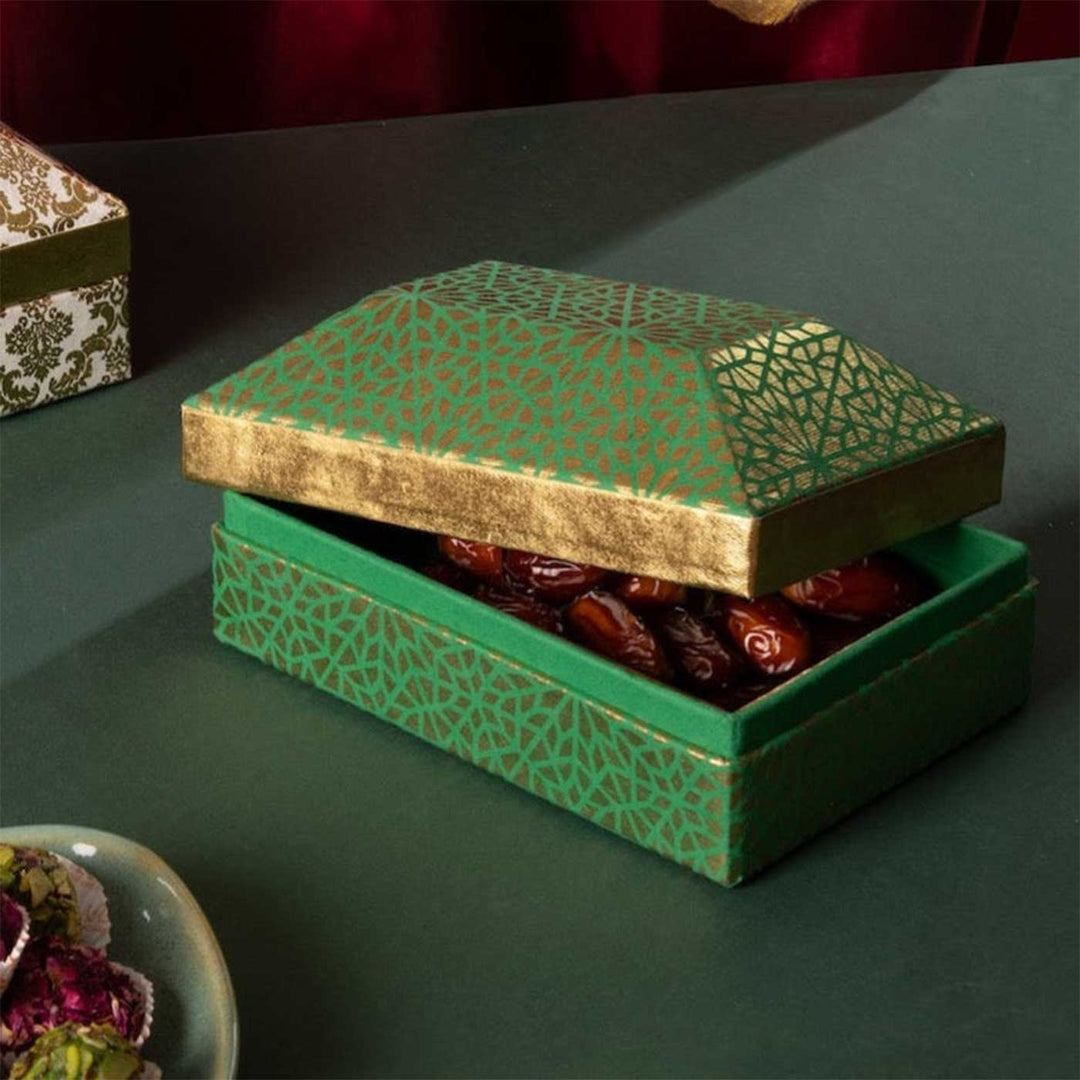 Handmade Mosaic Pyramid Shaped Paper Gift Box