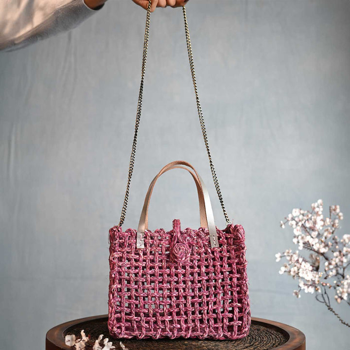 Handmade Grass Woven Boxed Metal Chain Strap Sabai Mesh Sling Bag