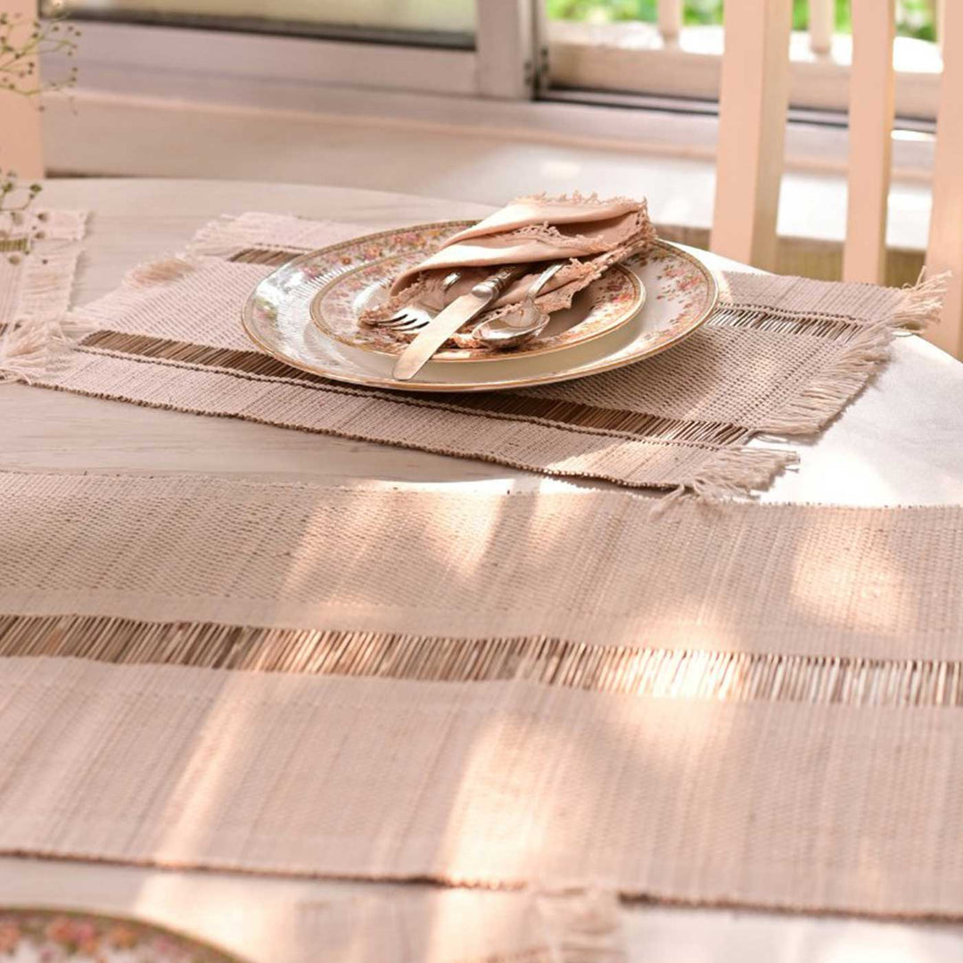Hand Woven Single Striped Madhurkati Table Runner & Table Mat