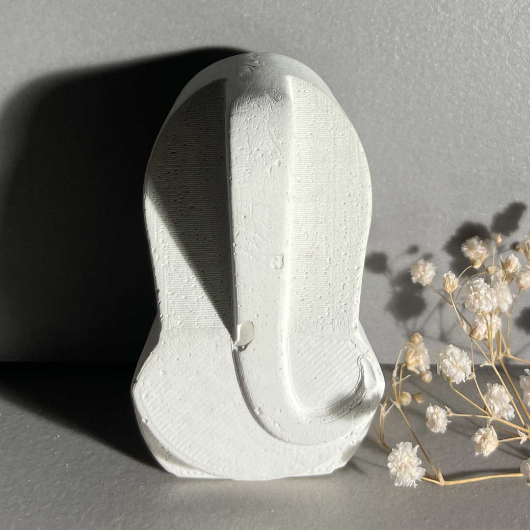 Handmade Solaria Concrete Gift Hamper | Includes 1 Pebble Candle Holder, 1 Small Ganesha, 1 Succulent, 1 Mini Base