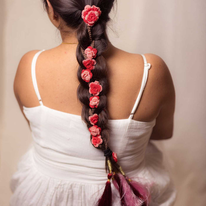 Handmade Crochet Guncha Red And Pink Rosy Parandi