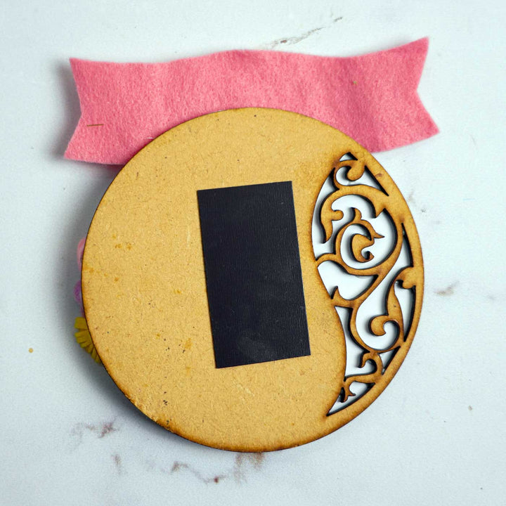 Photo Personalized Handmade Round Floral Theme Felt Fridge Magnet