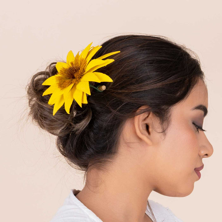 Handmade Sunflower Design Bamboo Bunstick