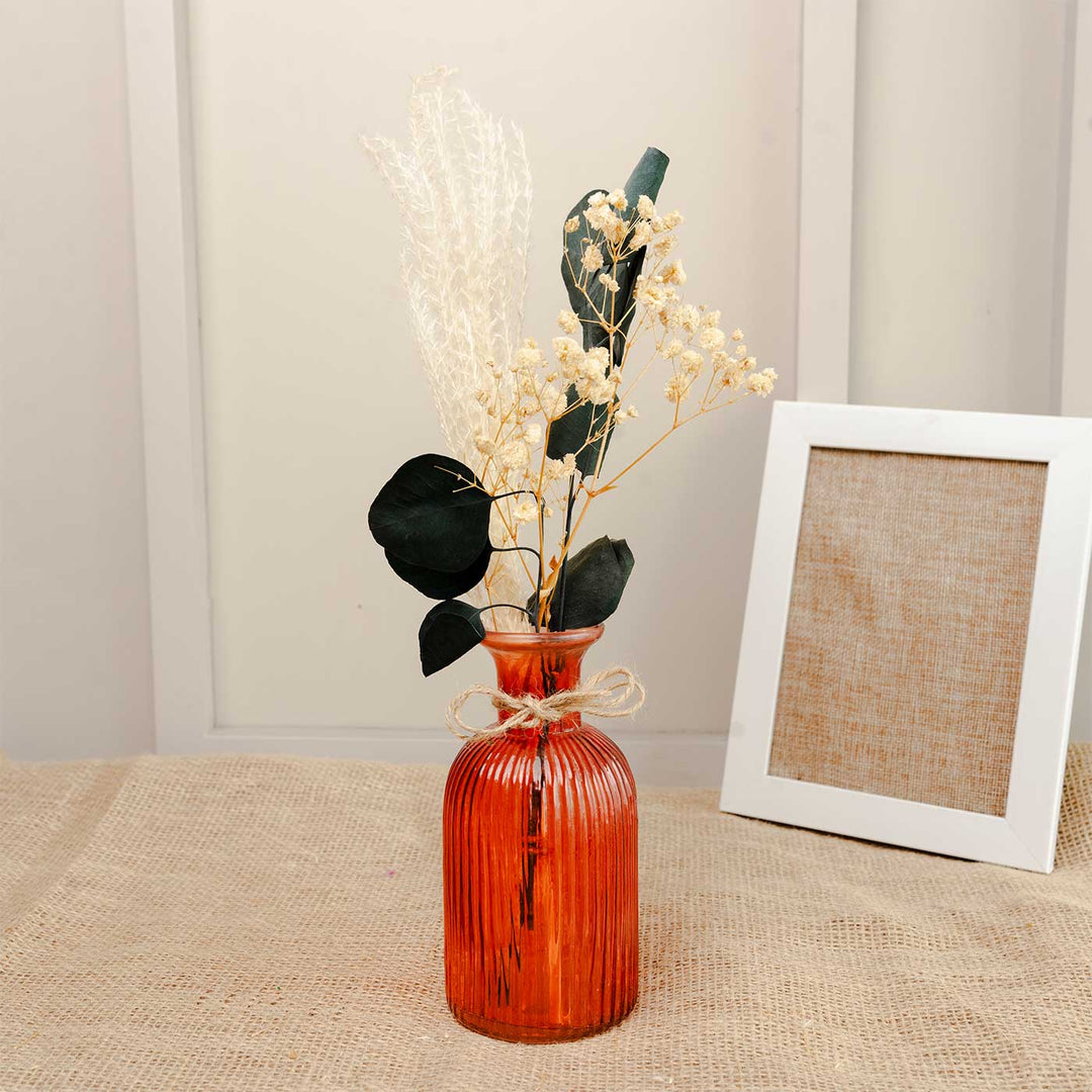 Amber Haven Porcelain Vase With Dried Flower Bunch