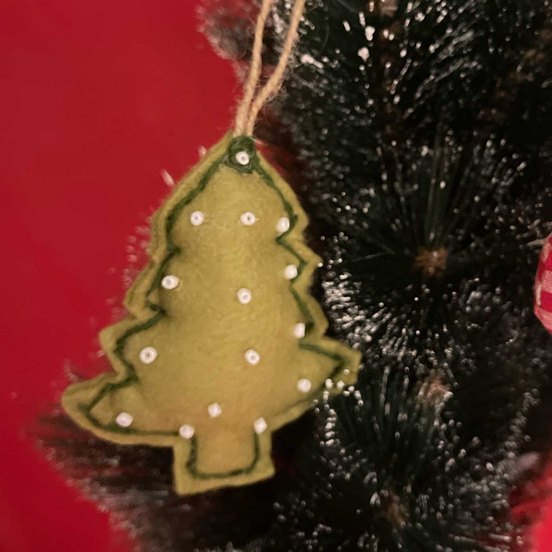 Handmade Winter Keepsakes Christmas Hamper | Includes Hangings And Box