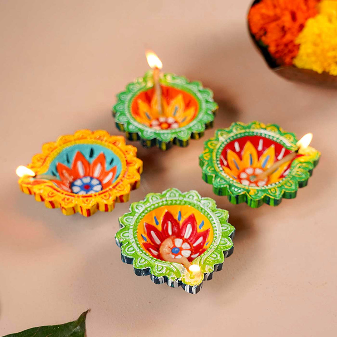 Set of 24 | Handmade Pattern Clay Oil Lamp / Diya