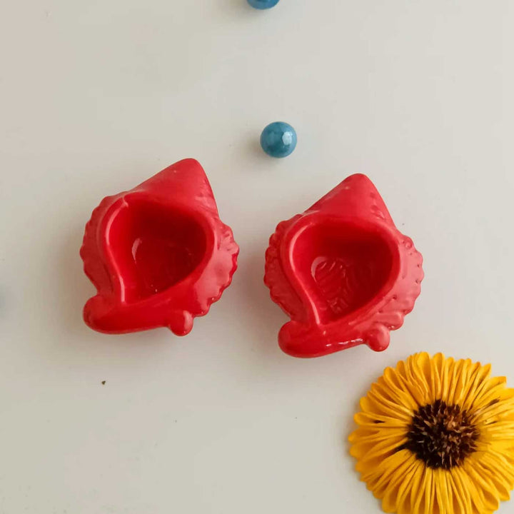 Set of 2 | Handmade Shankh Shape Ceramic Oil Lamp / Diya