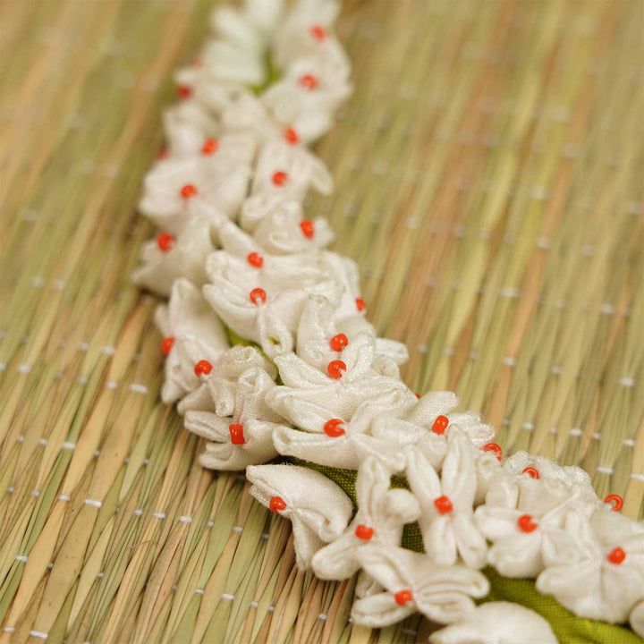 Handmade Textile Art Round shiuli Dupion Silk Fabric Choker