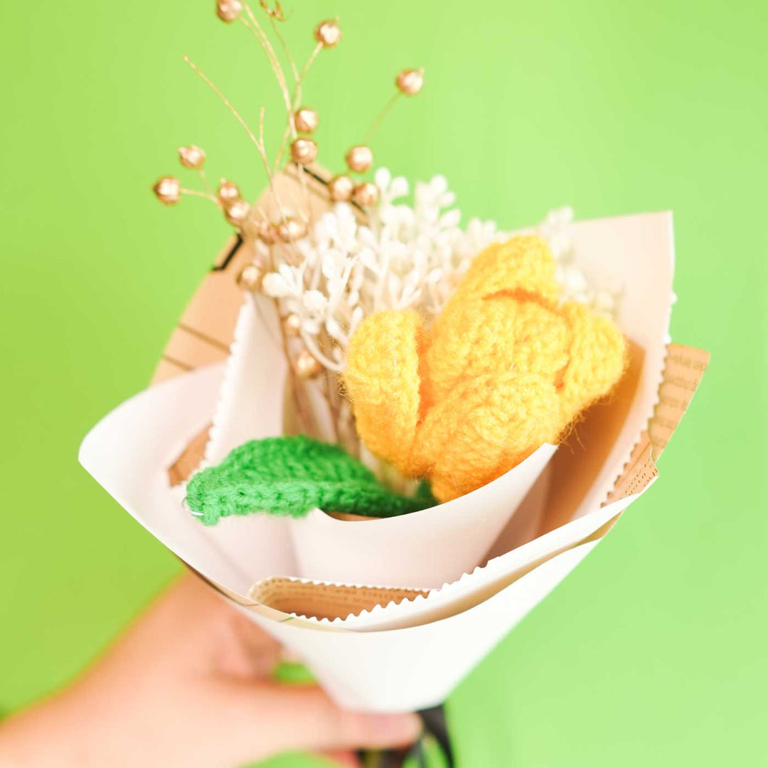 Personalized Handmade Crochet Tulip Dried Bunch Rakhi Hamper Includes 1 Crochet Flower Bunch 1 Message Card And 1 Rakhi And Roli Chawal - Top View of Bouquet