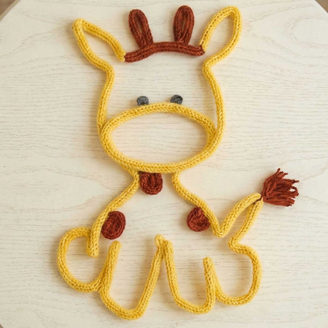 Handmade Knitted Wire Giraffe Hanging For Kids Room Decoration