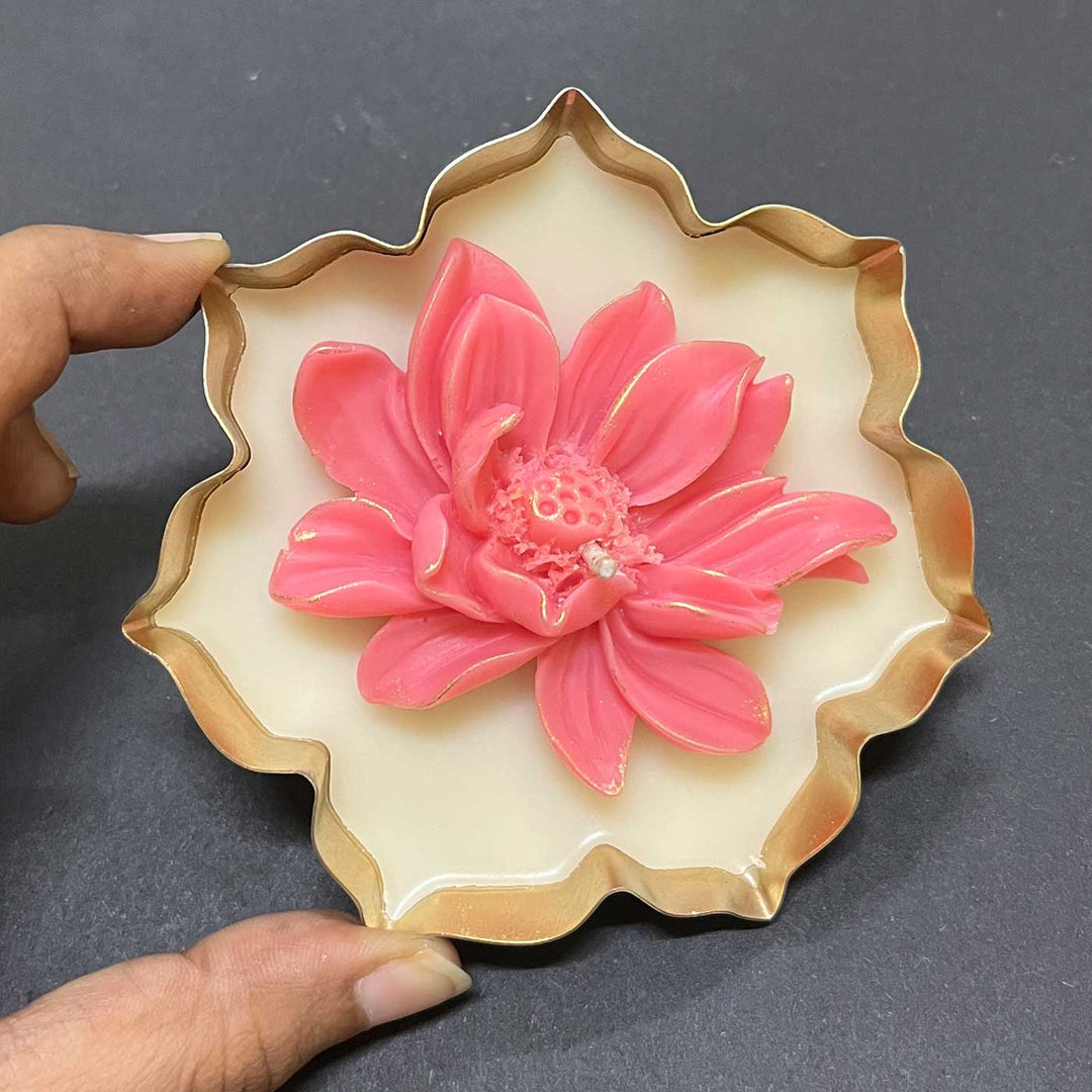 Lotus Iron Urli Soy Wax Candle With Jasmine Fragrance