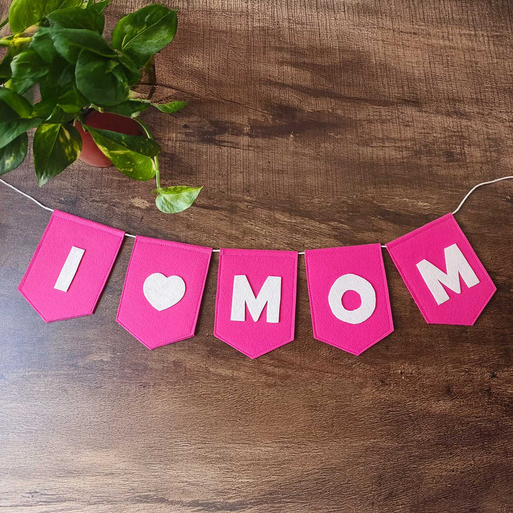 Customized Handmade I Love Mom Theme Felt Bunting
