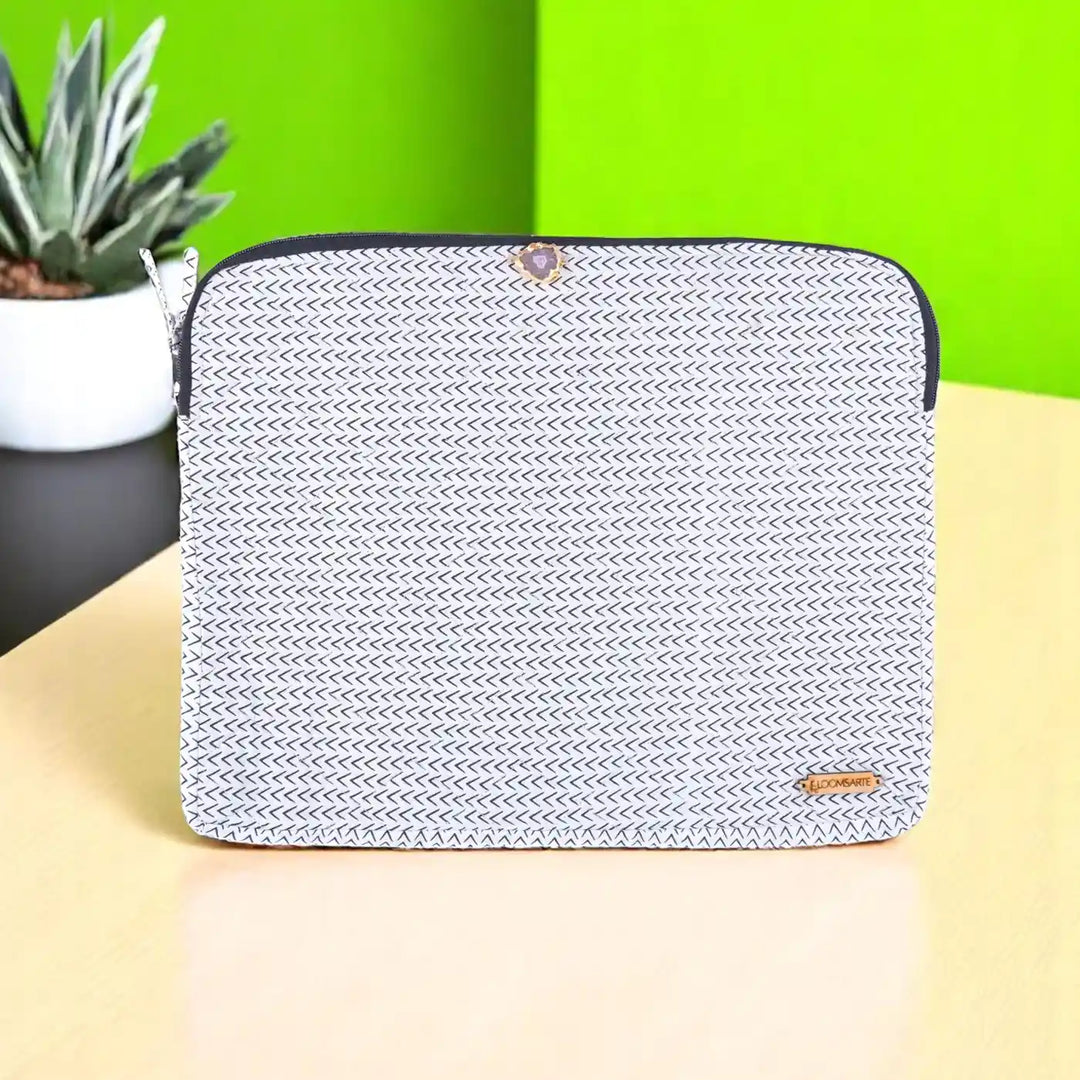 Black And White Ecofriendly Cotton Durable & Stylish Laptop Sleeve With Agate Accent | 14 x 11 inch