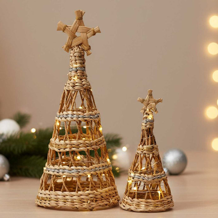 Handmade Banana Bark And Rope Star Top Pine Tree Christmas Ornaments With Lights