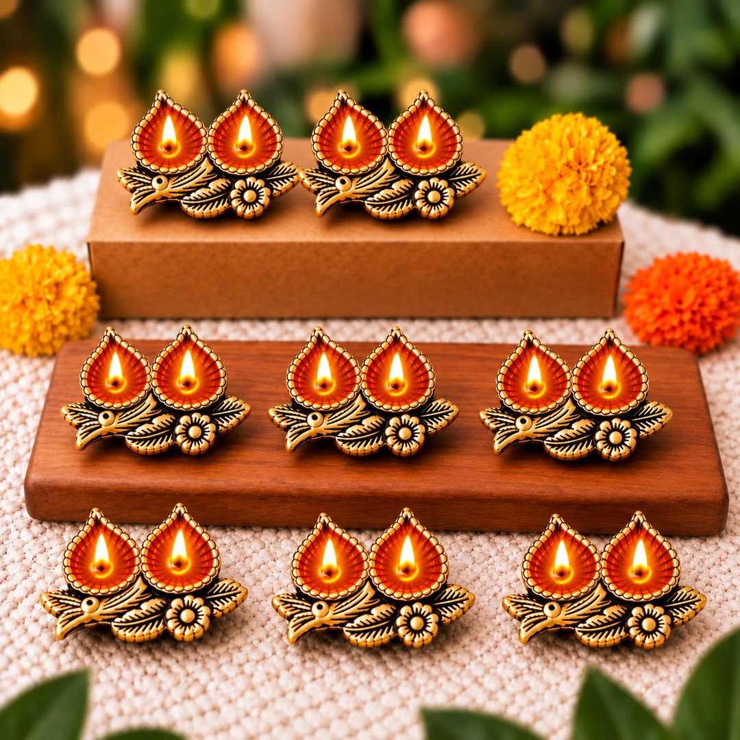 Handmade Leaf Shaped Terracotta Oil Lamp / Diya | Set Of 8