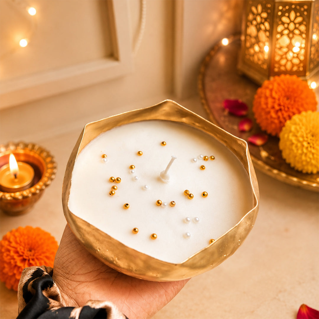 Ripple Glow Wavy Urli Scented Candle With Pearl Detailing For Festive Decor