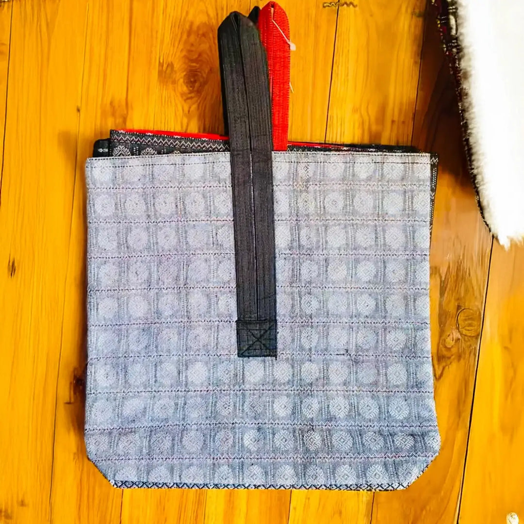 Handmade Grey Floral Khunn Fabric Cotton Wrist Purse