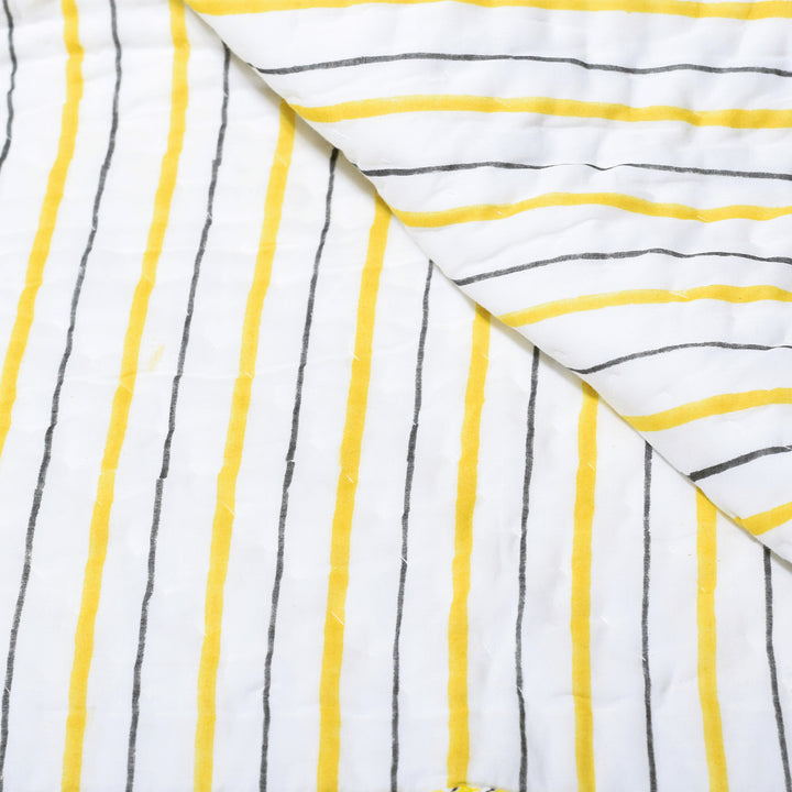 Hand Block Printed Sunny Bee Quilt/Comforter
