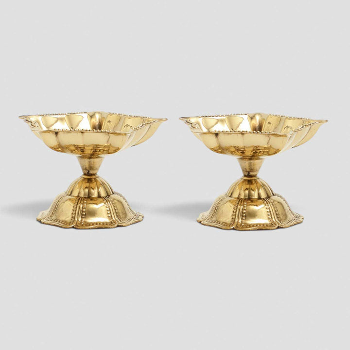 2 pc | Flower Shaped Brass Oil Lamp With Stand For Festive Decor