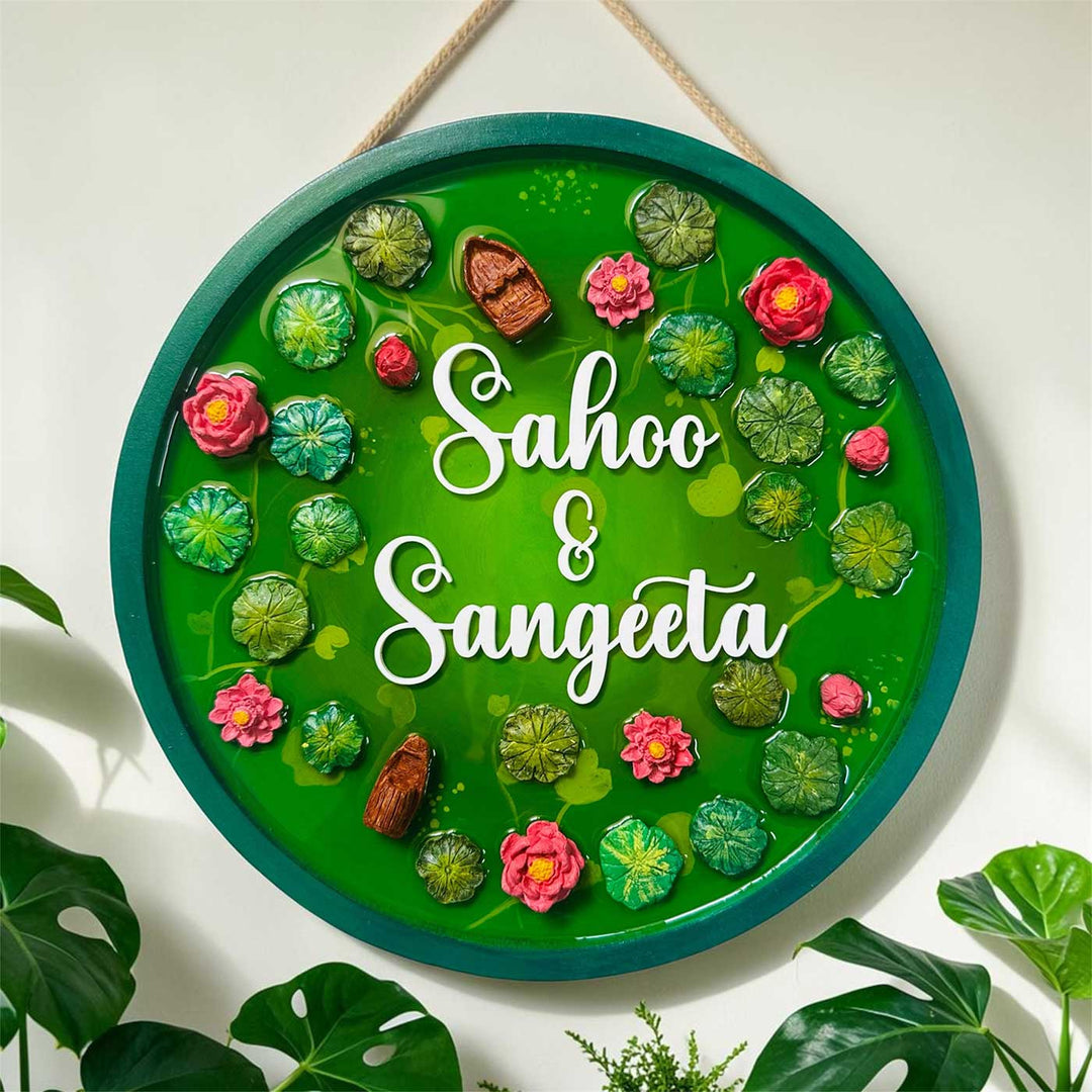 Lily Pond 3D Realistic Personalized Round Resin & Wooden Name Plate With Acrylic Letters For Home