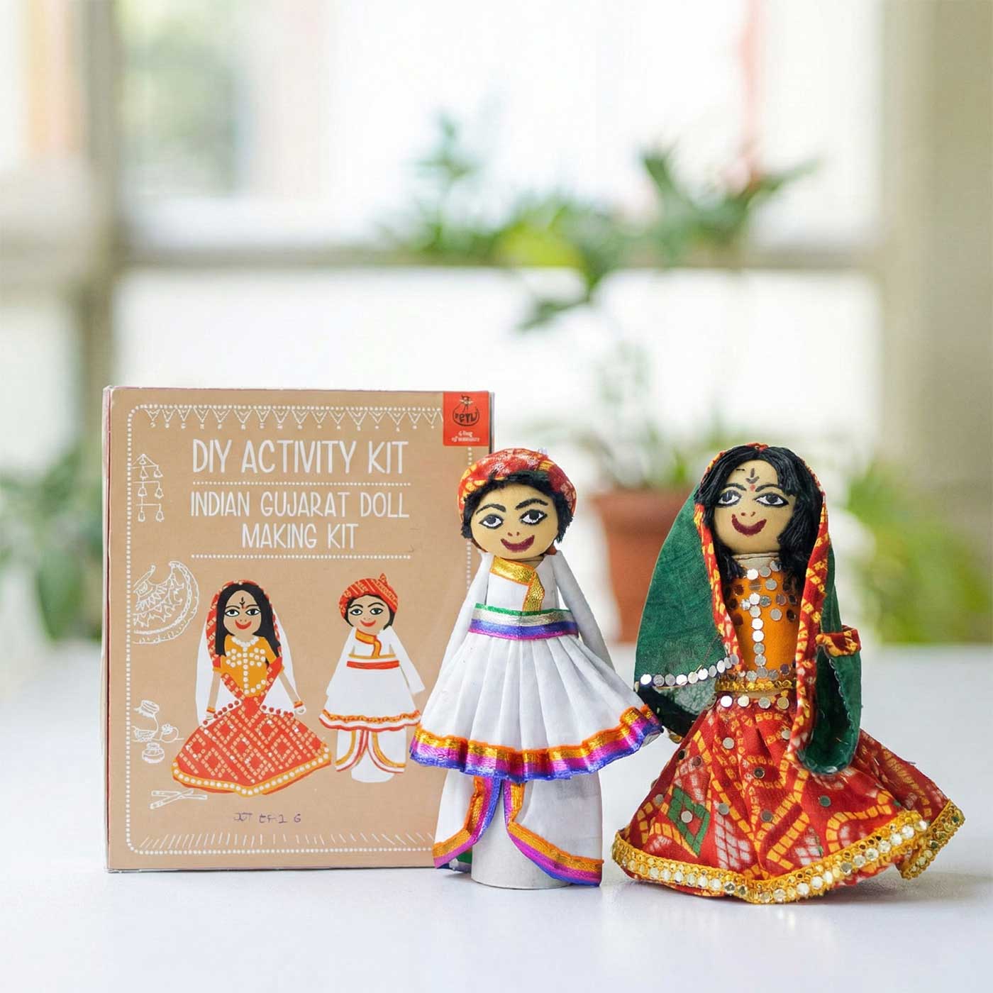 Buy Gujarati Couple | Indian Traditional Doll DIY Kit Online On Zwende
