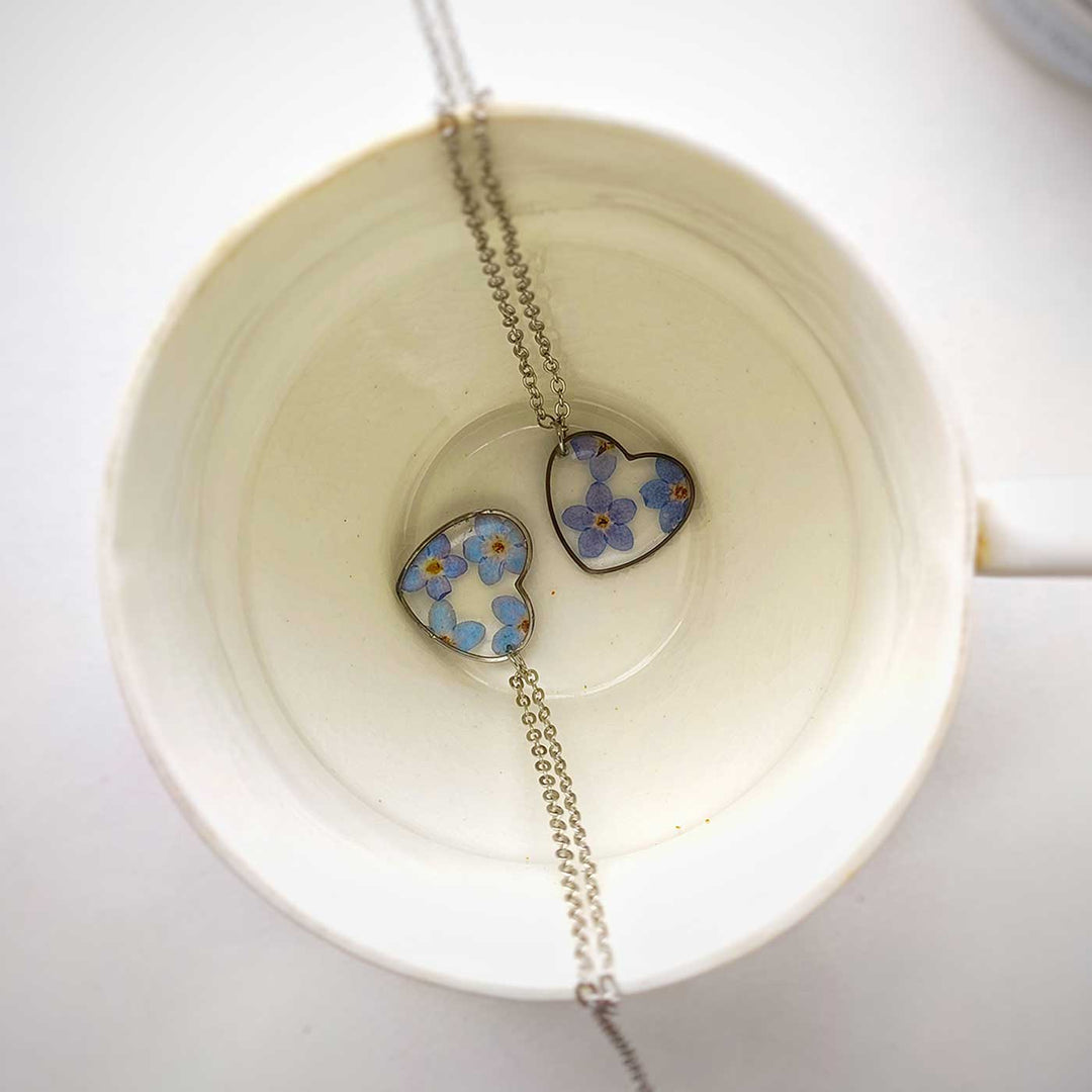 Kiss In Paris Blue Preserved Flower Stainless Steel Necklace
