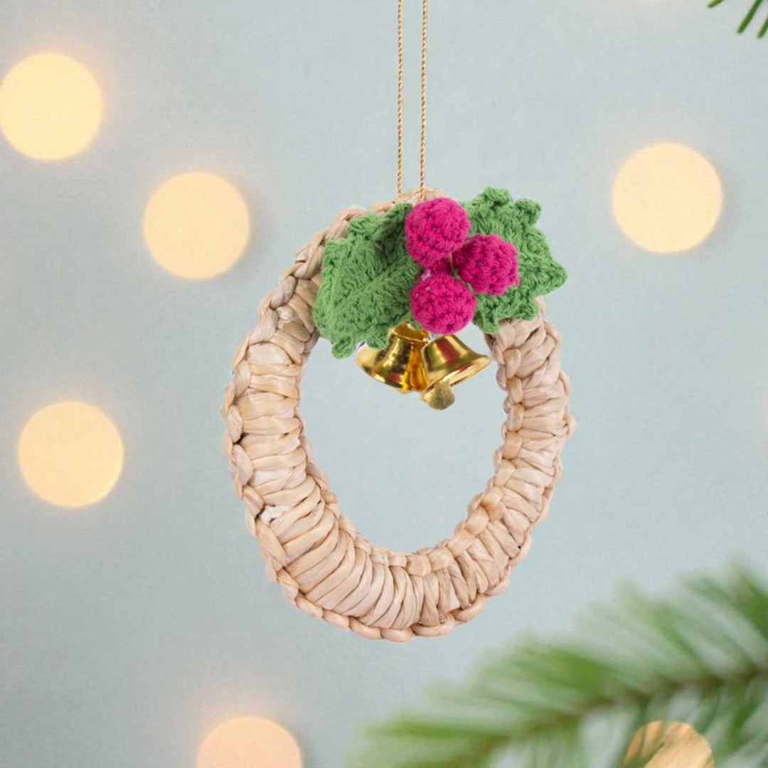 Handmade Banana Bark Berry Bell Wreath Hanging Christmas Ornaments