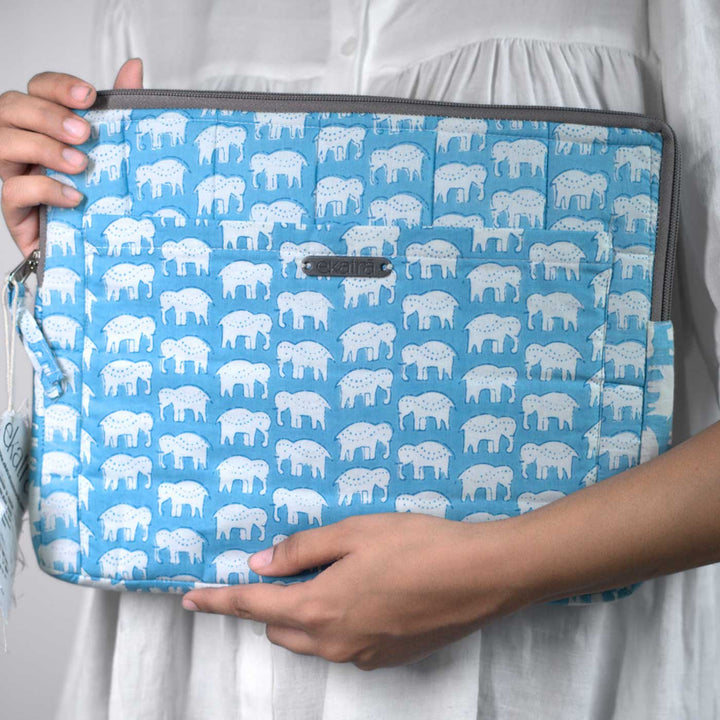 Blue Elephant Motif Laptop Sleeve