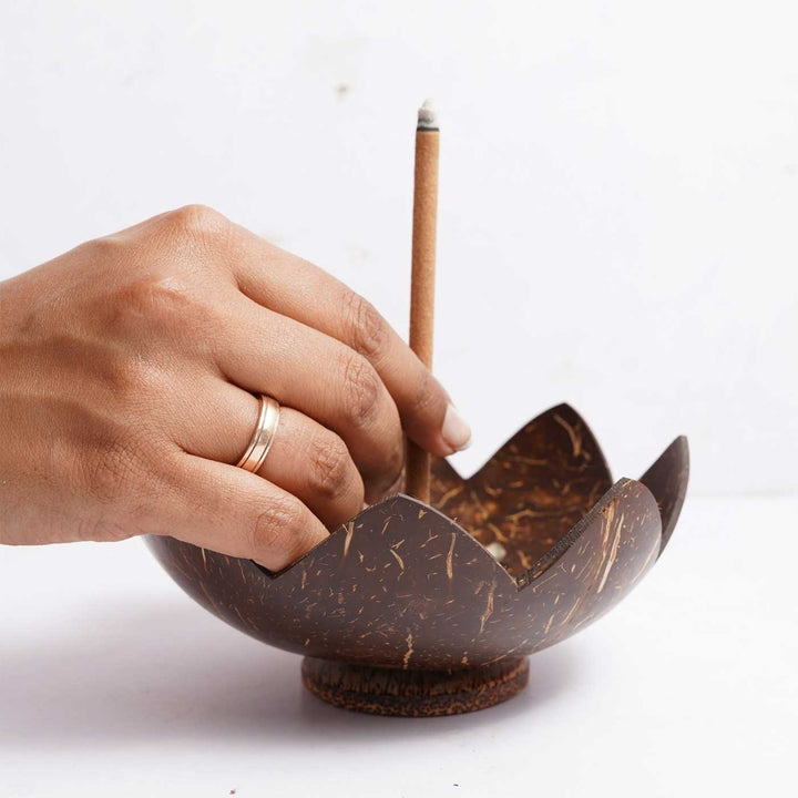 Eco-Friendly Handmade Coconut Shell Agarbatti Stand With Ash Catcher