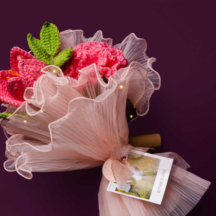 Handmade Crochet Rose Haze Flower Bouquet With Lights | Includes Photo & Greeting Card
