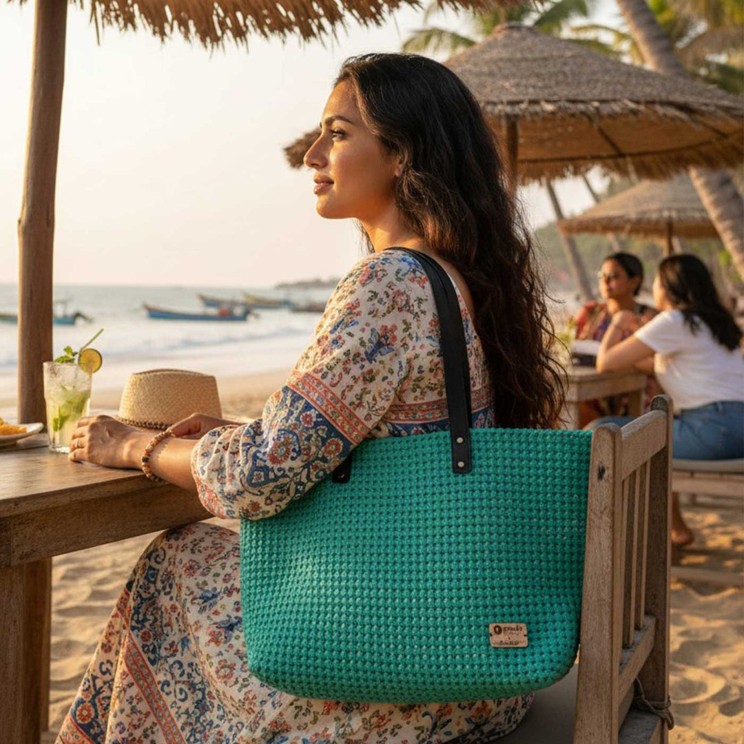 Green Solid Mukhya Knot Handmade Koodai Beach Bag