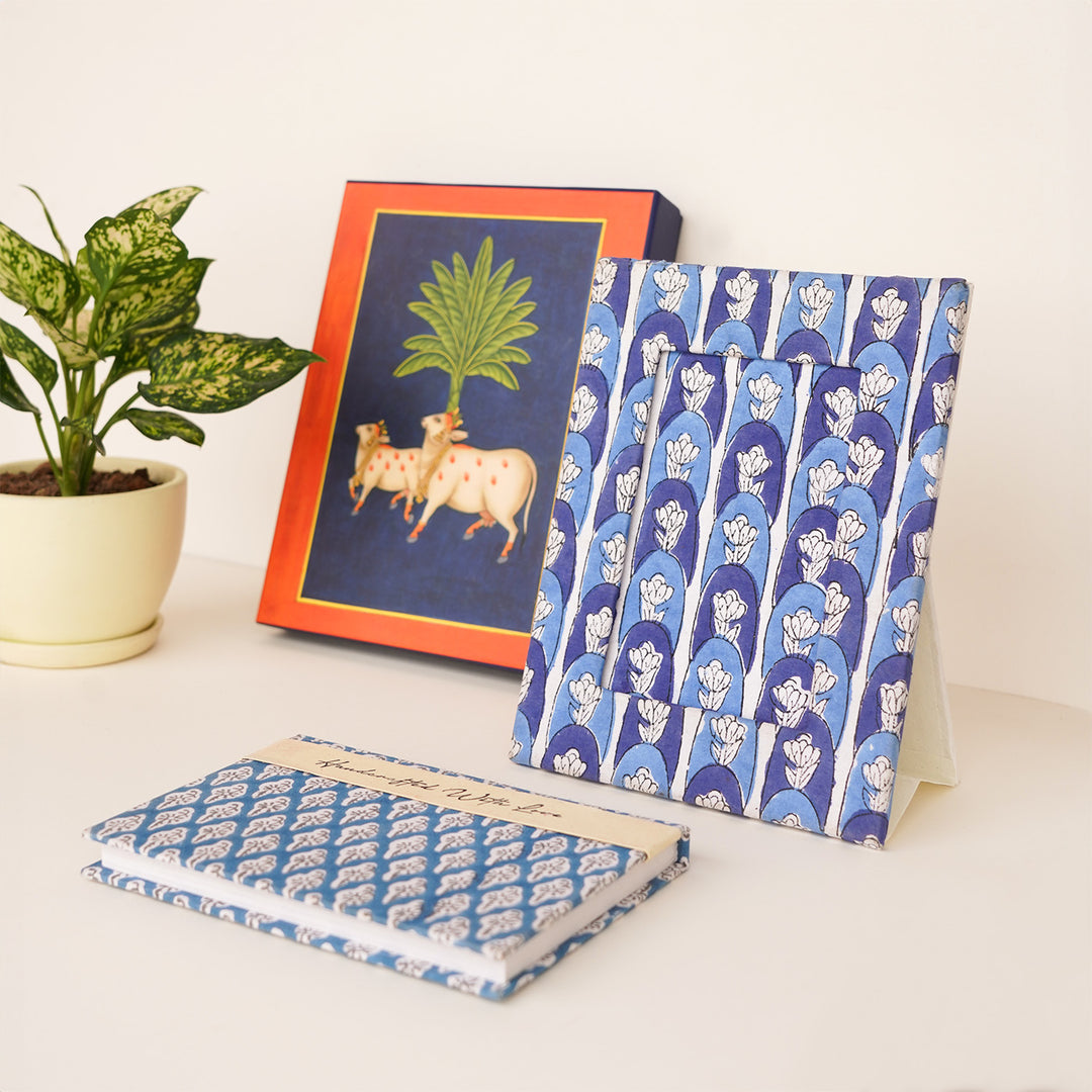 Pichvai Art Diary & Photo Frame Gift Box